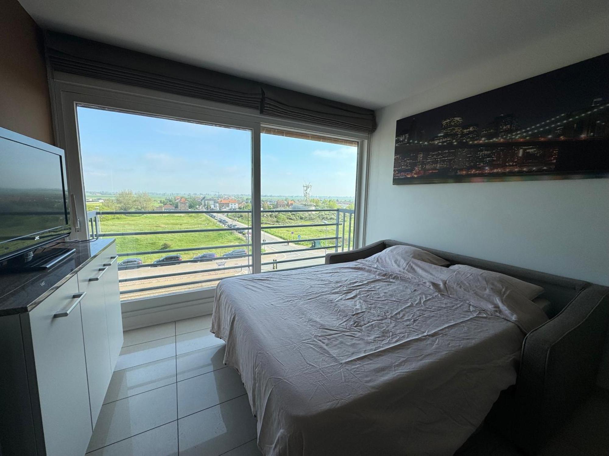 Apartment Met De Voeten In De Zee