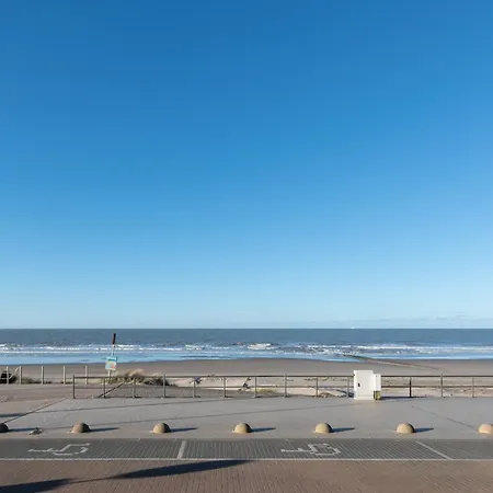 Met De Voeten In De Zee Middelkerke Exterior photo